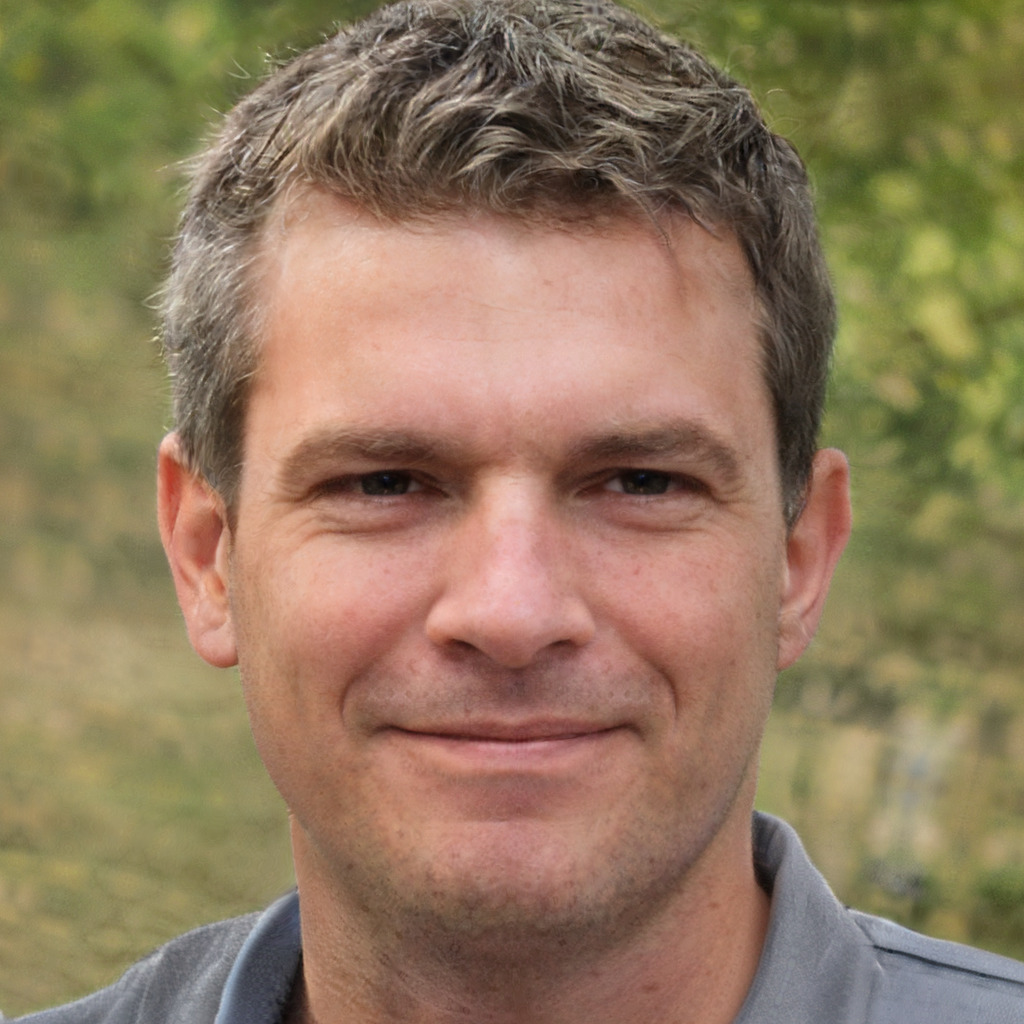 Photo of Senior Instructor for Land Activities, Robbie Elliot